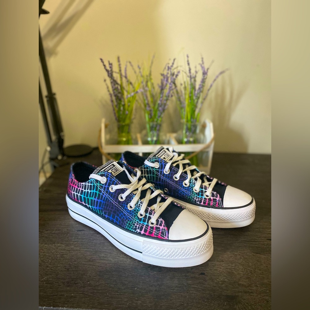 Brand new platform Converse